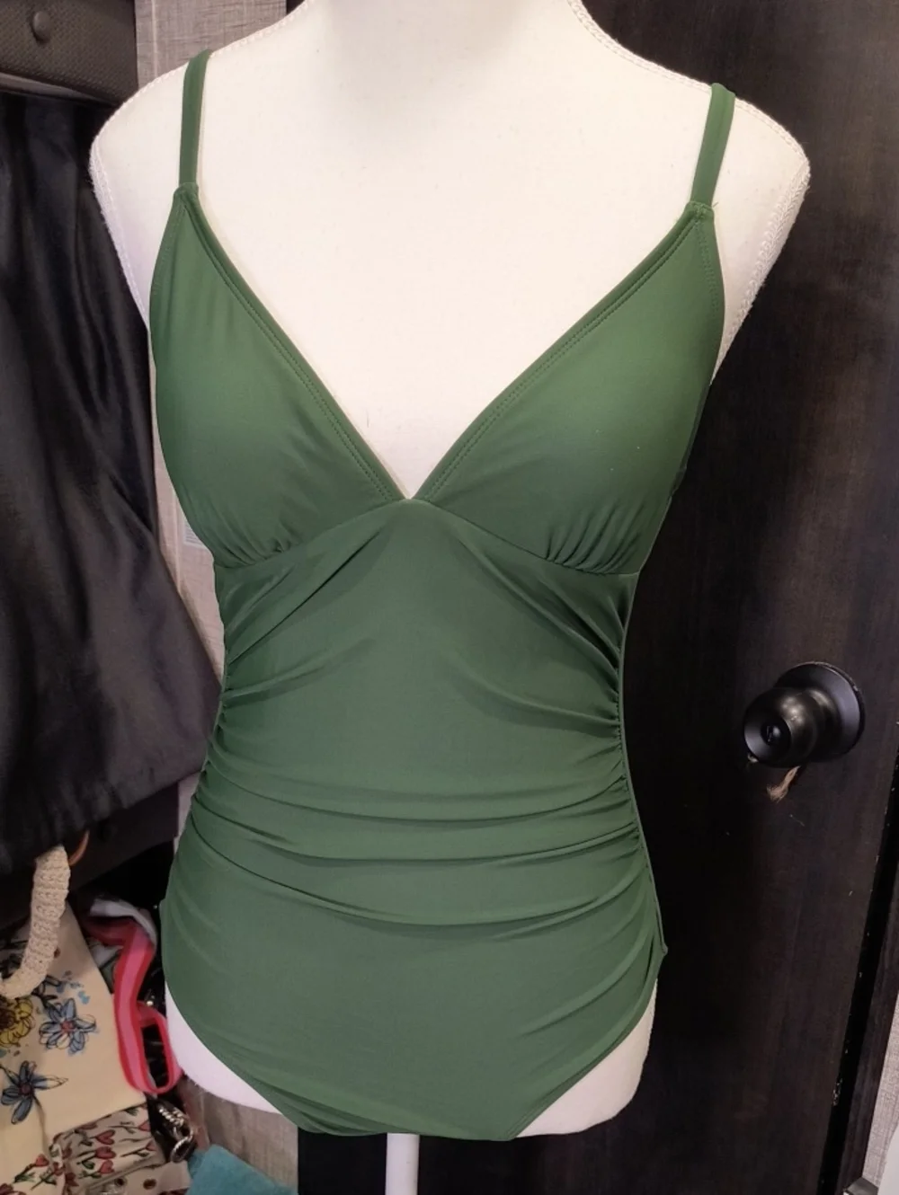 Cupshe Olive Green Small V-Neck Ruched Women's One Piece Swimsuit